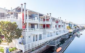 Trendy Get-Away On The Canals, Thesen Islands